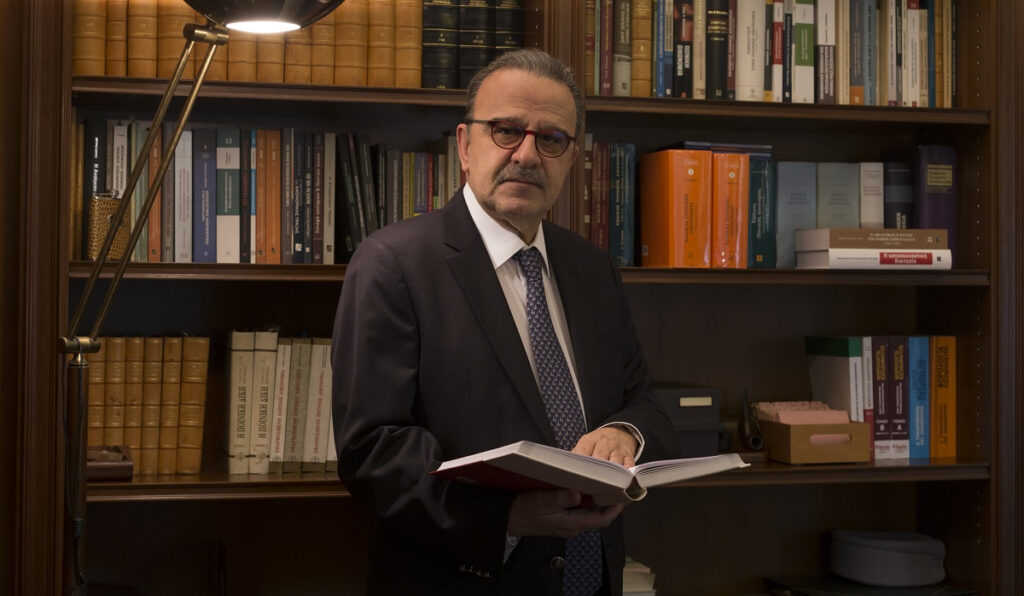Γιάννης Μαντζουράνης: Και πολύ αργήσαμε…