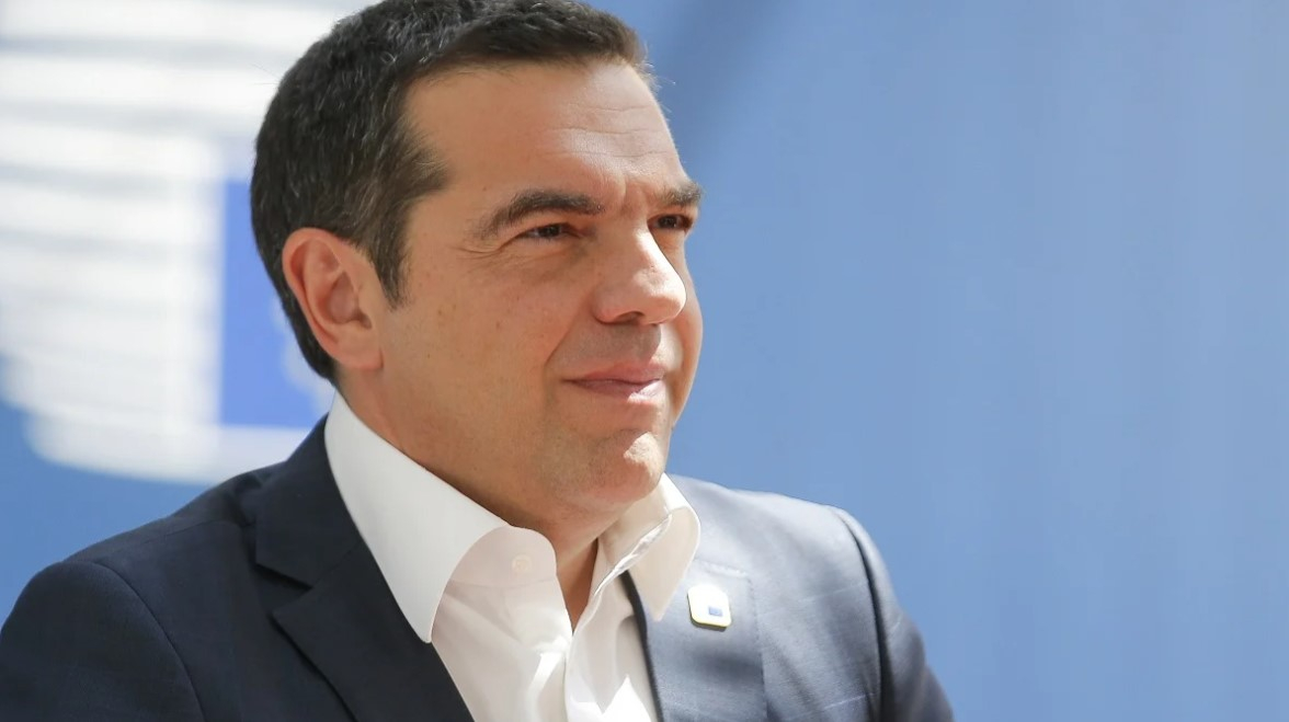 Εκνευρισμό στον Μητσοτάκη και ανησυχία στον Μακρόν προκαλεί η κίνηση Τσίπρα για την επαναδιαπραγμάτευση των όπλων