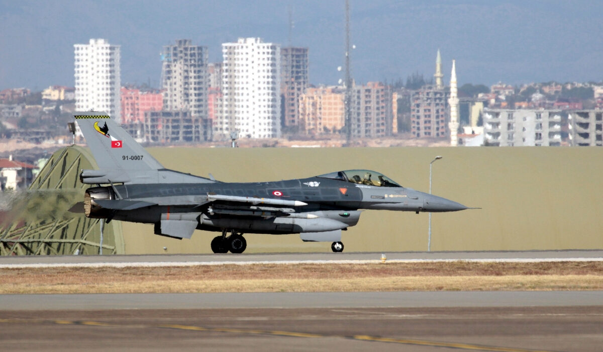 Αποκλιμάκωση στο Αιγαίο για την πώληση των F-16 ζητούν αξιωματούχοι του Κογκρέσου