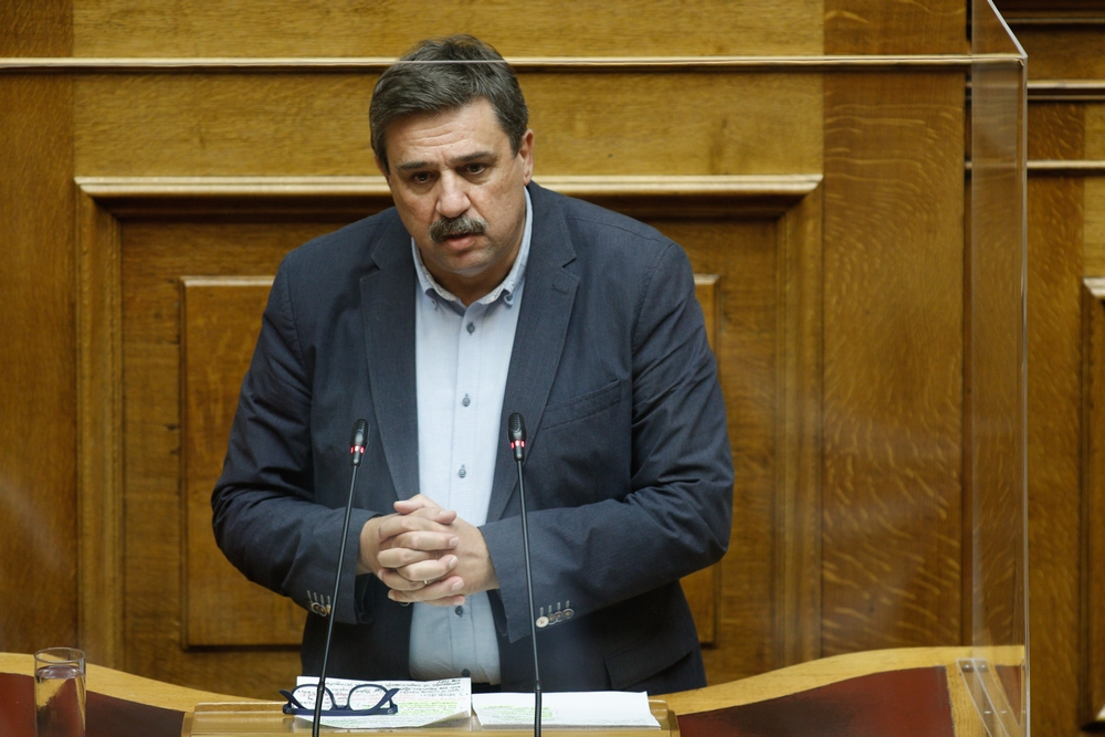 Ξανθός: Ανεπαρκή τα μέτρα κατά του κορονοϊού σε ΜΜΜ, σχολεία και χώρους εργασίας