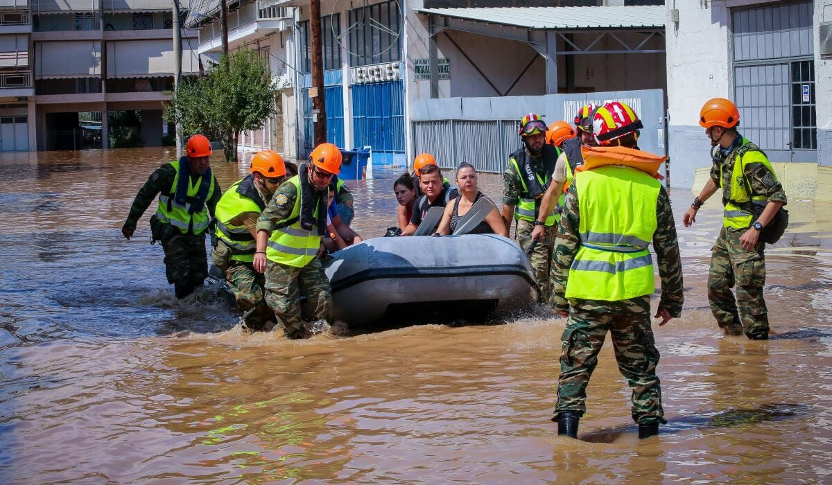 Κακοκαιρία Daniel: Πάνω από 2.000 πολίτες στη Θεσσαλία έχουν απεγκλωβιστεί