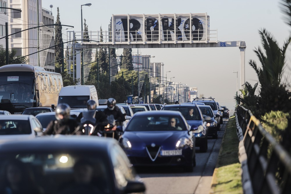 Πόσοι επιβάτες επιτρέπονται σε αυτοκίνητο