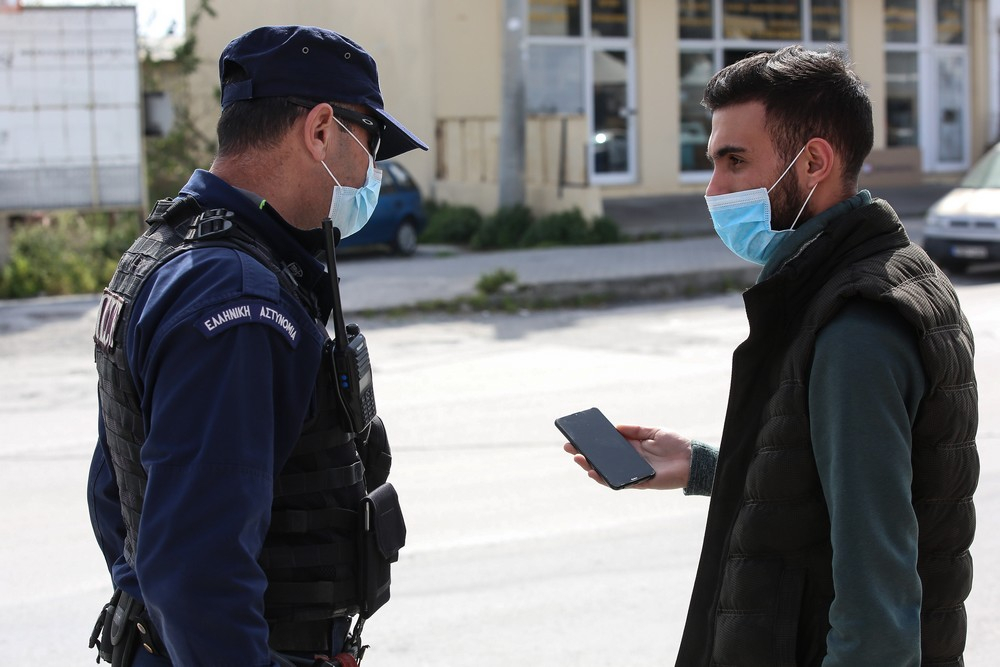 Απαγόρευση κυκλοφορίας: Ένα εκατομμύριο SMS εστάλησαν την πρώτη μέρα
