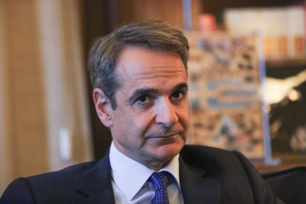 Μητσοτάκης: Με «κλεμμένα συνθήματα» από Σημίτη, Βενιζέλο και Γιώργο στις κάλπες