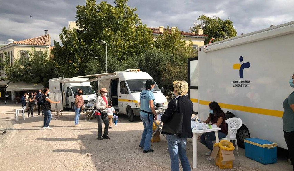 ΕΟΔΥ: 8 κρούσματα κορονοϊού στο Θησείο