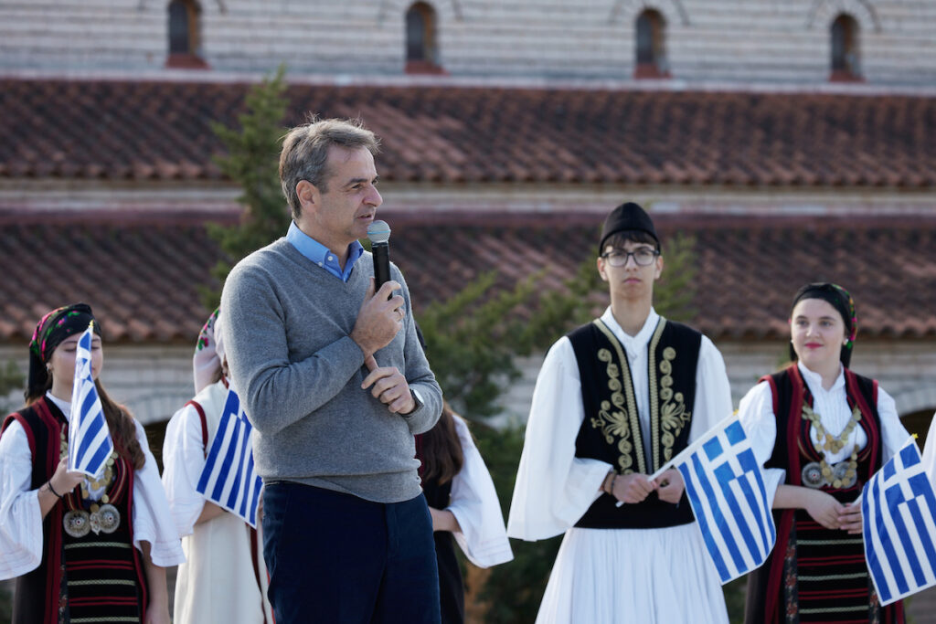 Επίσκεψη στην Αλβανία: Άλλη μια φιέστα μηδενικού αποτελέσματος