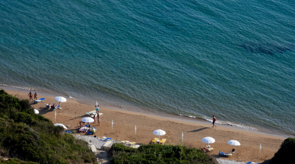 Καιρός Αγίου Πνεύματος: Τι λένε οι μετεωρολόγοι για το τριήμερο