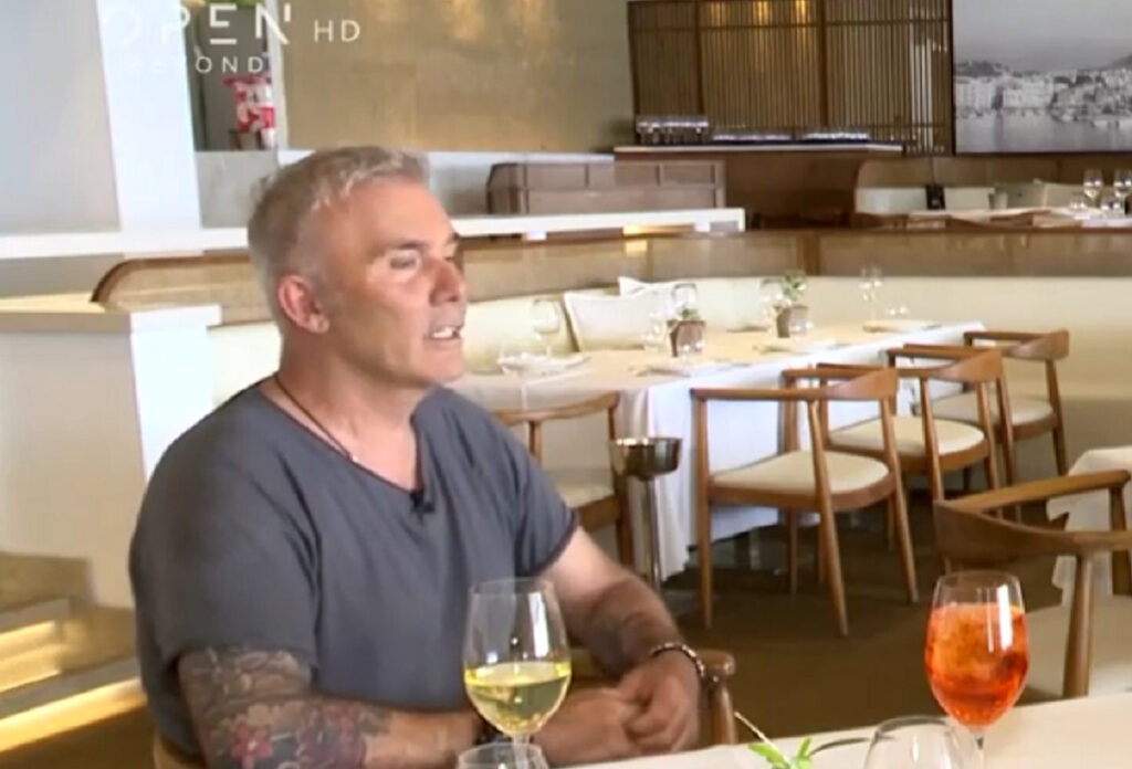 Στέλιος Ρόκκος: «Λάτρεψα που χασμουρήθηκε η Μαρίνα Σάττι, μακάρι να ήταν πολιτική αντίδραση»