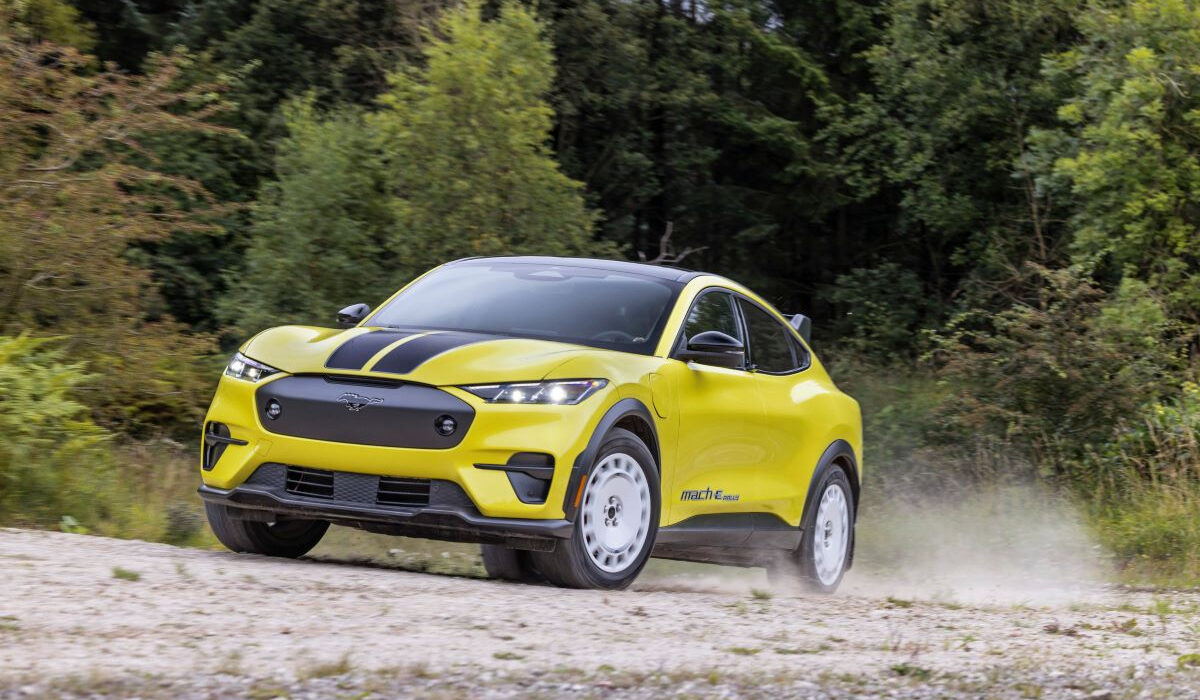 H νέα Ford Mustang Mach-E Rally είναι ηλεκτρική και παντός εδάφους