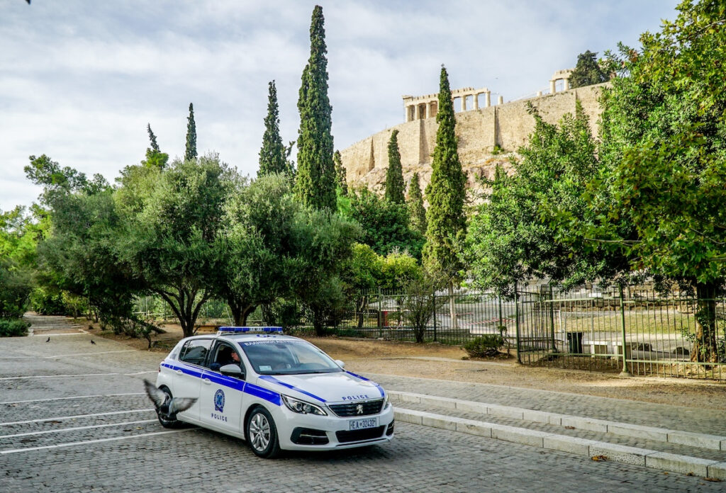 Άλιμος: Αναζητούνται οι δράστες της καταδρομικής επίθεσης σε ανηλίκους
