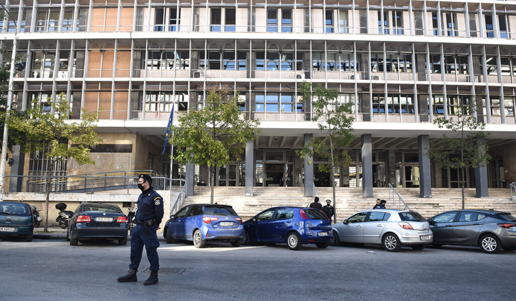 Θεσσαλονίκη: Προφυλακίστηκε 27χρονος που επιχείρησε να βιάσει 30χρονη σε είσοδο πολυκατοικίας