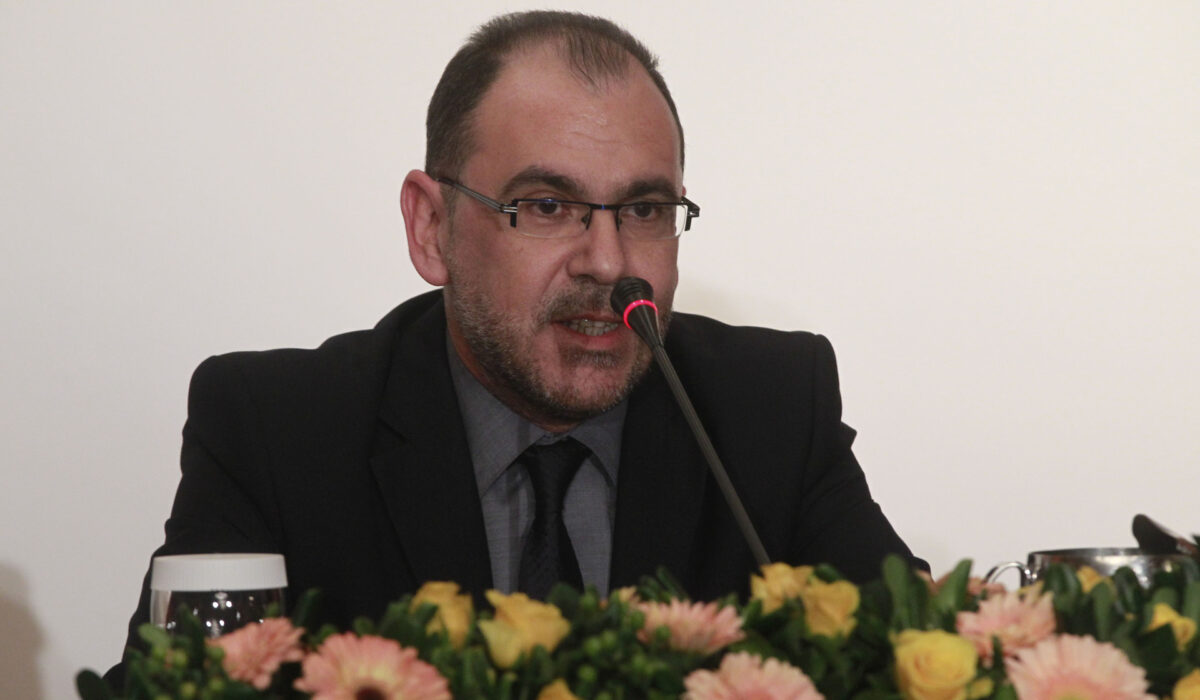 Αποχώρησε ο επικεφαλής του πολιτικού τμήματος του «Έθνους»