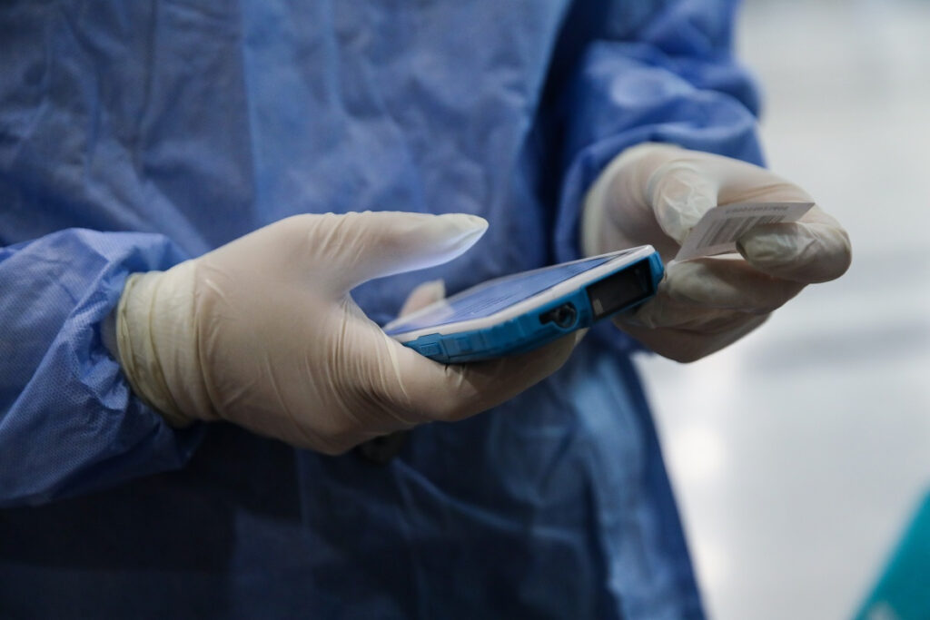 Μετάλλαξη Όμικρον: Οι περιοχές με μεγάλη διασπορά, που εντοπίστηκε η Όμικρον 2