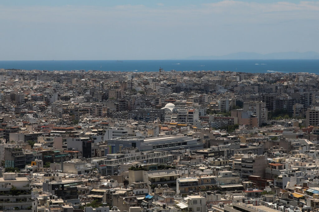 Προεκλογικά παιχνίδια με τα funds των πλειστηριασμών παίζει η κυβέρνηση