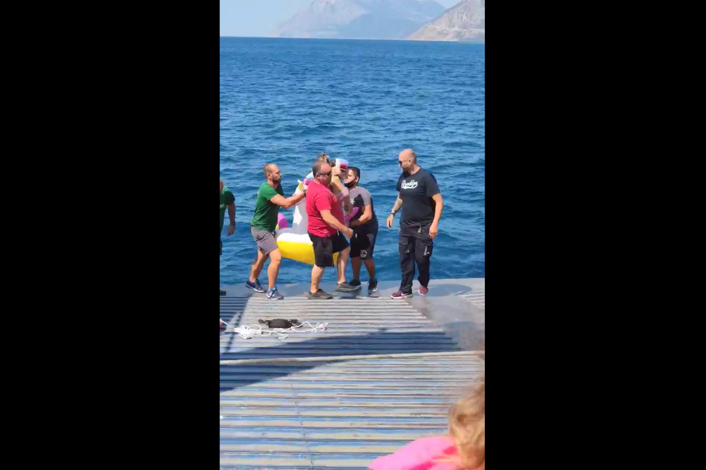 Διάσωση παιδιού στο Αντίρριο: Τα social media βιάστηκαν να «καταδικάσουν» τους γονείς