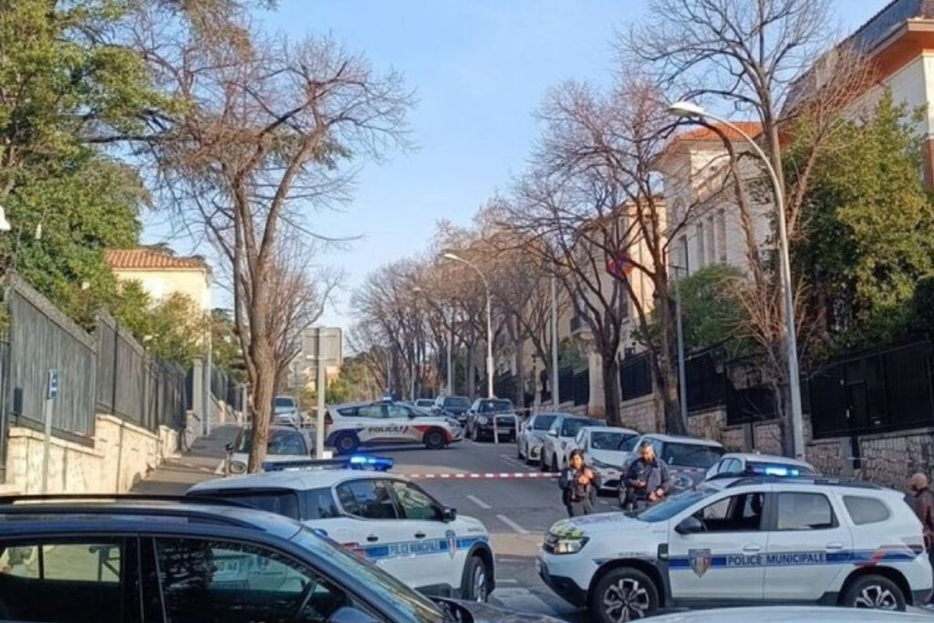 Συναγερμός στη Μασσαλία: Έκρηξη στο ρωσικό προξενείο