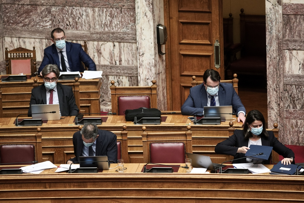 Αλλαγές στα ΑΕΙ: «Κίτρινη κάρτα» από την επιστημονική επιτροπή στο νομοσχέδιο