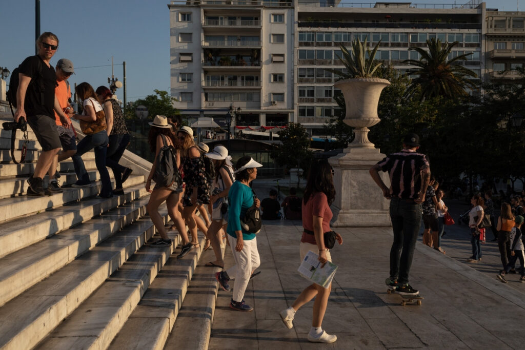 Πού εντοπίστηκαν τα 3.313 κρούσματα, όλες οι περιοχές: 2.040 στην Αττική, 178 στη Θεσσαλονίκη