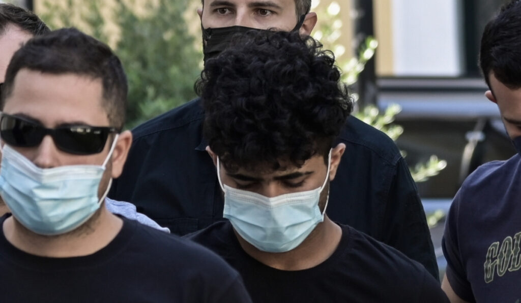 Δολοφονία 17χρονης στο Περιστέρι: Προφυλακιστέος ο 22χρονος (βίντεο)