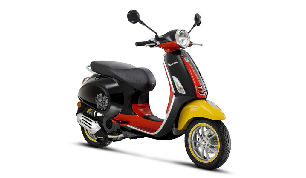 Πώς συνδέονται μεταξύ τους η Vespa και ο Mίκυ Μάους