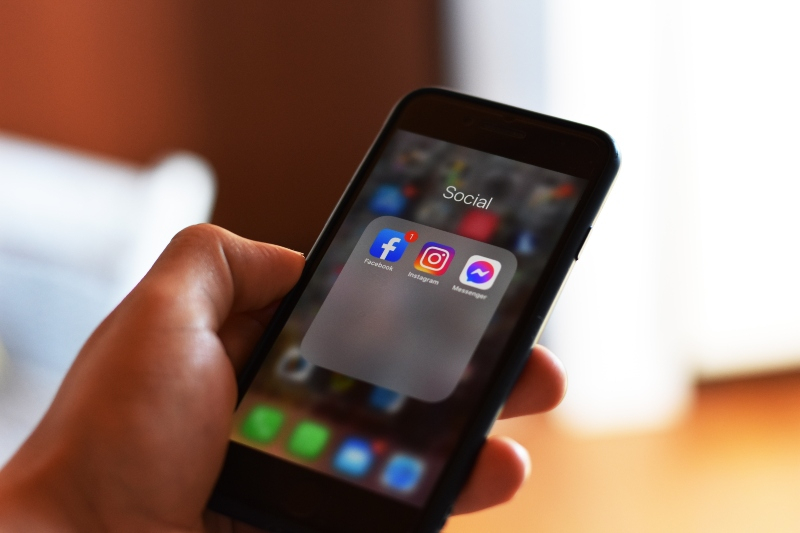 Meta: Εξετάζει την χρέωση συνδρομής σε Facebook και Instagram στην ΕΕ για υπηρεσίες χωρίς διαφημίσεις