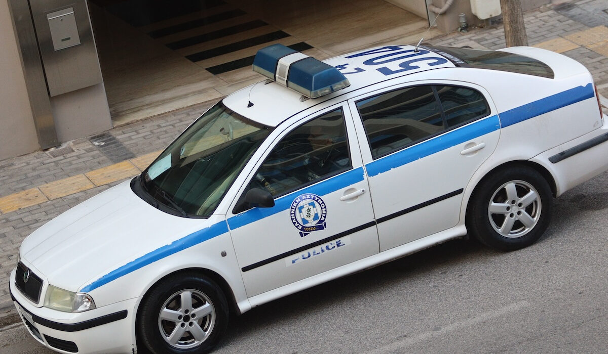 Βάρκιζα: Συνελήφθη Ιταλός μέλος κυκλώματος λαθρεμπορίου πετρελαίου με κέρδη 21 δισ. – Έμενε σε υπερπολυτελή βίλα