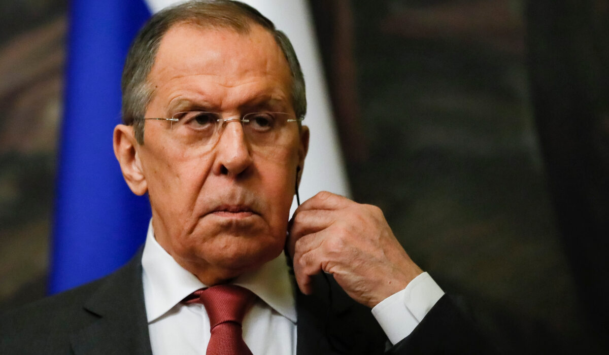 Λαβρόφ: Η παροχή F-16 στην Ουκρανία είναι «πυρηνικό» μήνυμα του ΝΑΤΟ