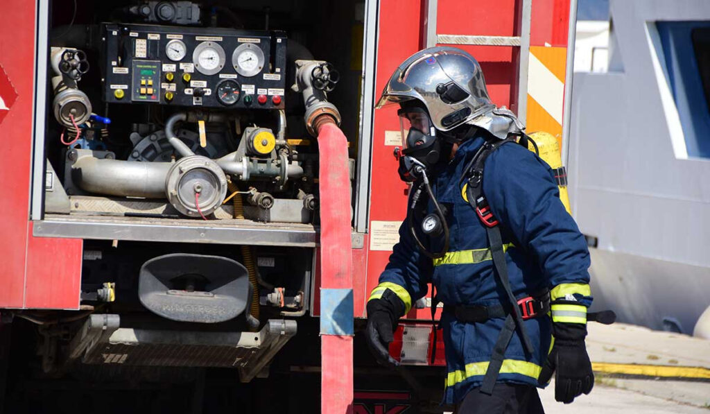 Θεσσαλονίκη: Φωτιά σε υποσταθμό της ΔΕΗ – Γάτα μπλέχτηκε στα καλώδια