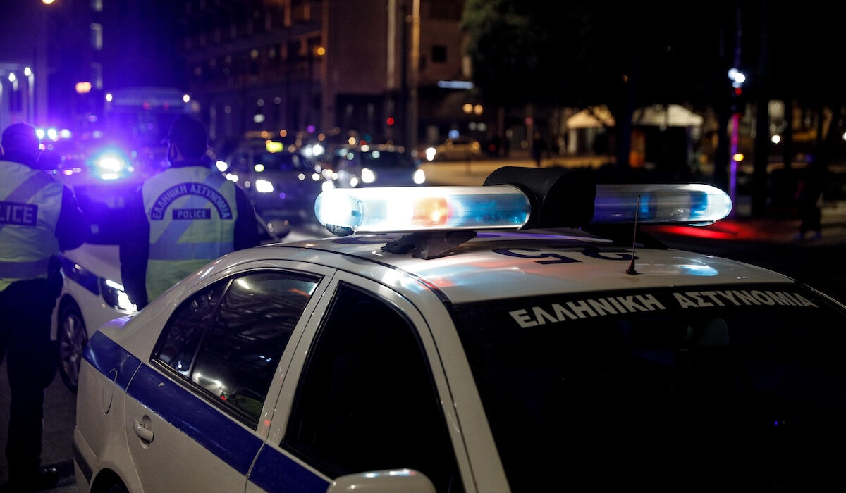 Γκάζι: Πυροβολισμοί έξω από κλαμπ – Τρεις βαριά τραυματίες