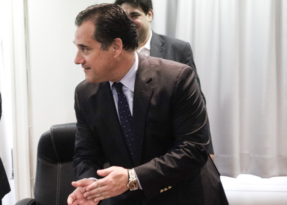 Μόνο στο iEidiseis: Ο Άδωνις, ο μόνος υπουργός που είπε όχι στην πρόταση για την τηλεκατάρτιση επιστημόνων, στο μίνι υπουργικό!