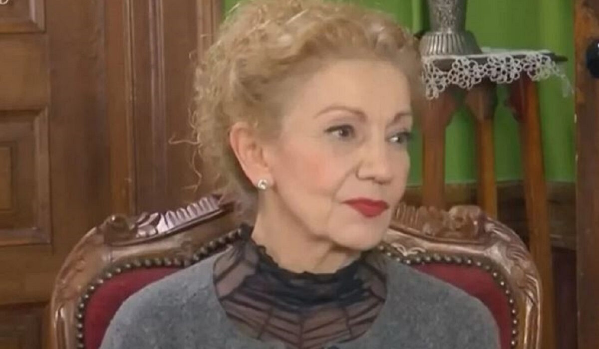 Πέμη Ζούνη: «Καταστράφηκα δύο φορές οικονομικά»