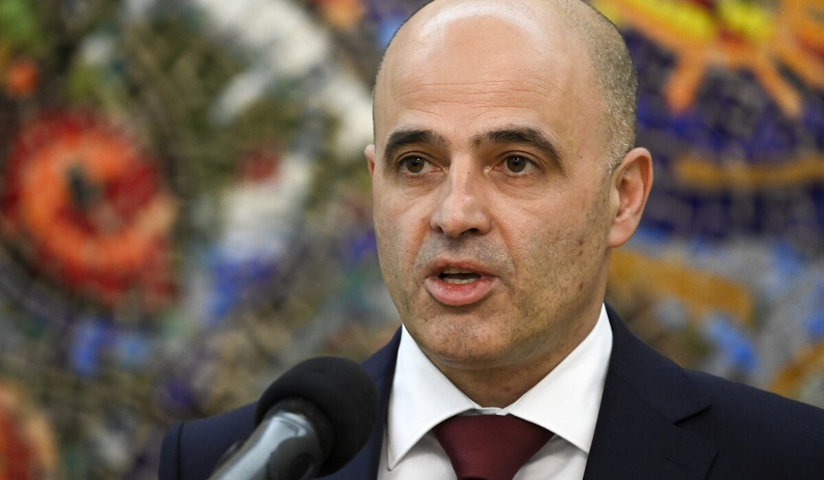 Στα Σκόπια αύριο ο Βούλγαρος πρωθυπουργός – Συνάντηση με τον Κοβάτσεφκσι