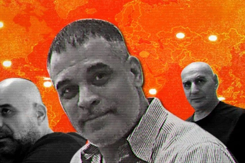 Πώς στήνεται μια βρώμικη εκλογική καμπάνια: Οι «story killers», οι fake λογαριασμοί, ο «υβριδικός πόλεμος»