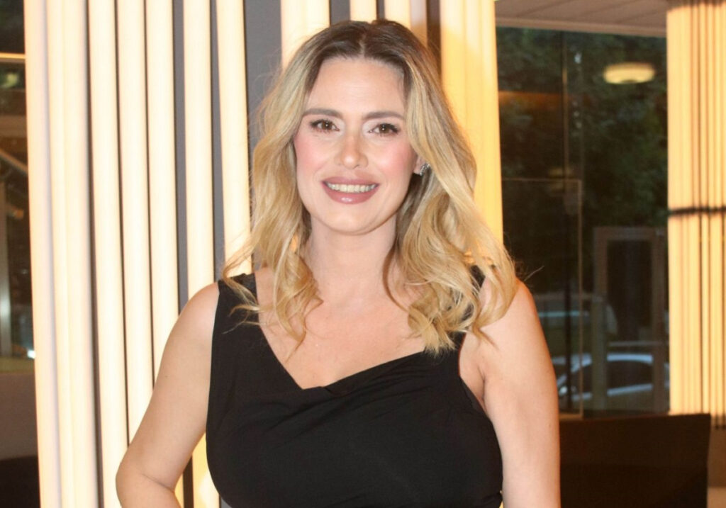 Μαρκέλλα Γιαννάτου: Πρώτη εμφάνιση μετά τη γέννηση της κόρης της – Τι είπε για Χαρίτο
