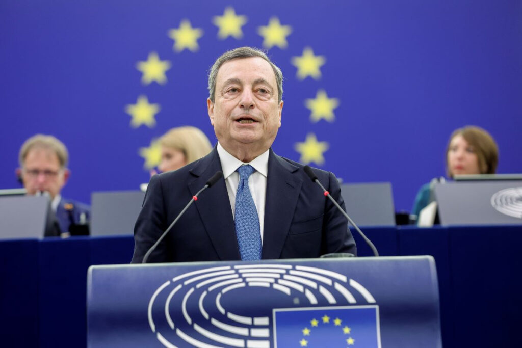 Δραματικό μήνυμα Ντράγκι: Η Ευρώπη ζει στον κόσμο του χθες – Χρειάζονται ριζικές αλλαγές