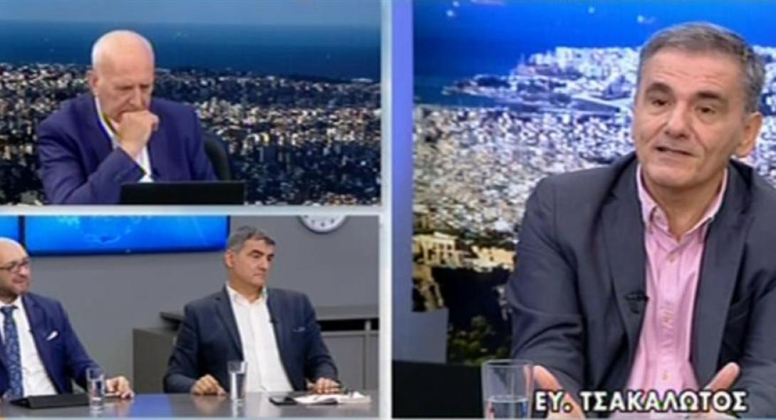 Ο Τσακαλώτος έχει χρόνο για τη Σκάρλετ Γιόχανσον και την οικογένειά του