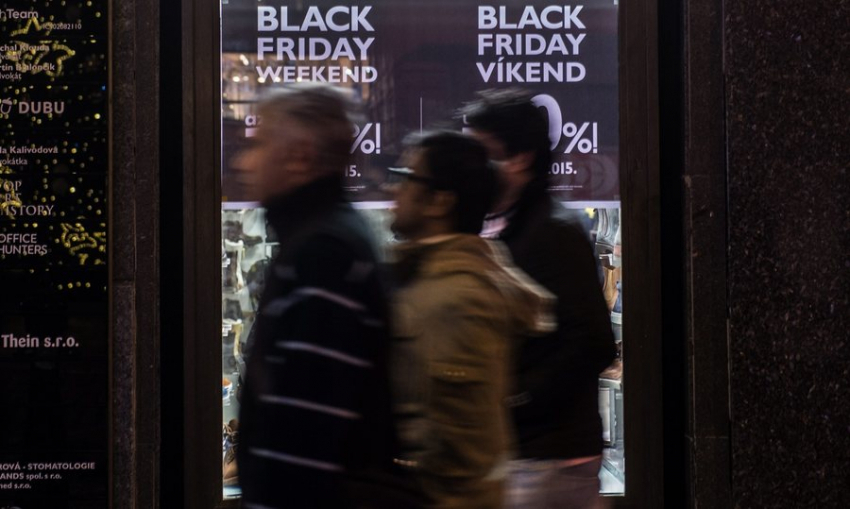 Black Friday: Ποια Κυριακή είναι ανοιχτά τα μαγαζιά, πότε είναι οι εκπτώσεις