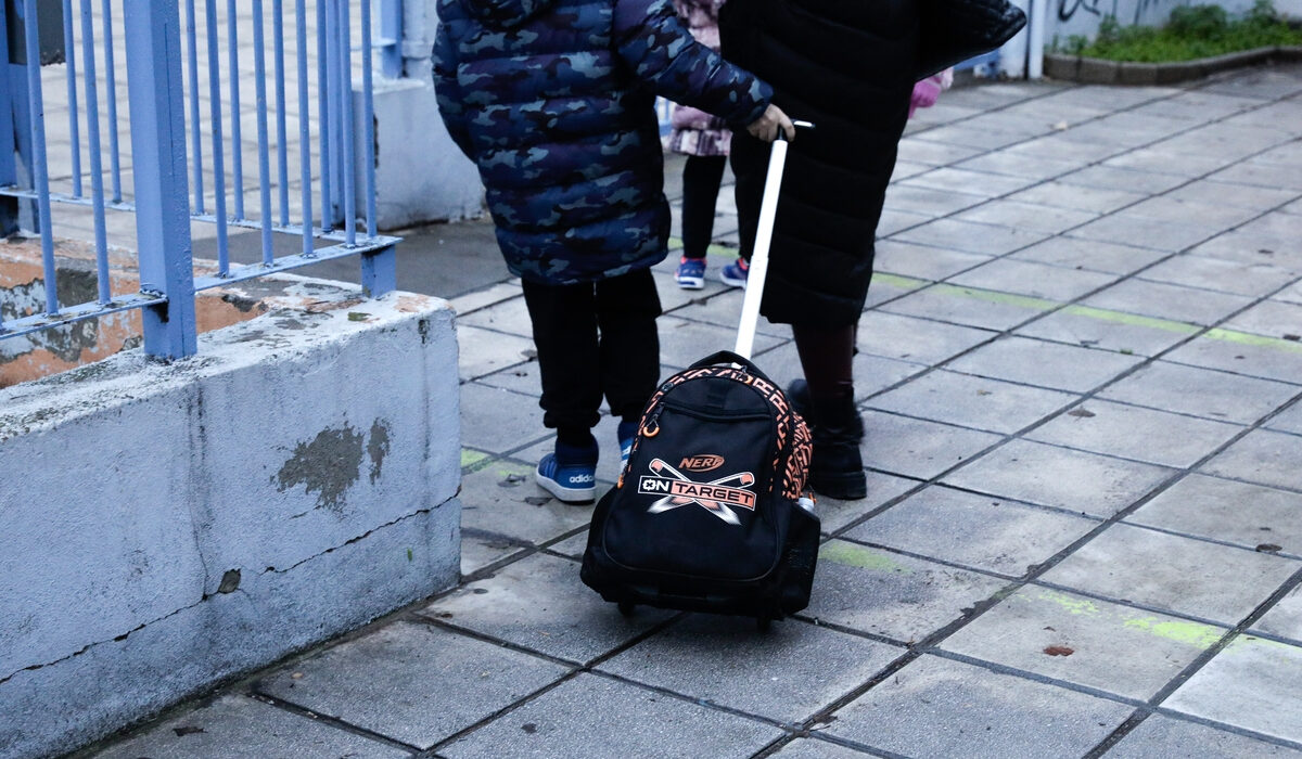 Ολοήμερα σχολεία: Νηπιαγωγεία και δημοτικά με ωράριο έως τις 17.30 – Λίστα