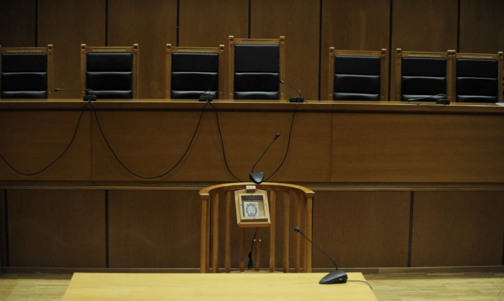 Μισθοδικείο: Όχι στην εξομοίωση μισθών στρατιωτικών δικαστών με των τακτικών δικαστών