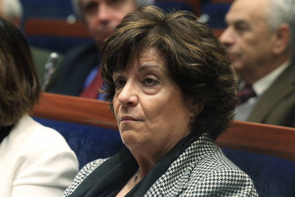 Συστάσεις Κλάπα προς δικαστές: Μην εκτίθεστε στα μέσα κοινωνικής δικτύωσης