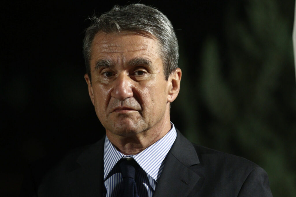 Μια παράγραφος του κειμένου των «οκτώ» που στηρίζουν Ανδρέα Λοβέρδο, η οποία χρήζει ερμηνείας