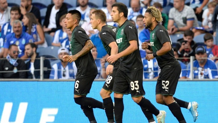 Champions League: Με την Κράσνονταρ ο Ολυμπιακός στα πλέι οφ – Απέκλεισε τη Πόρτο
