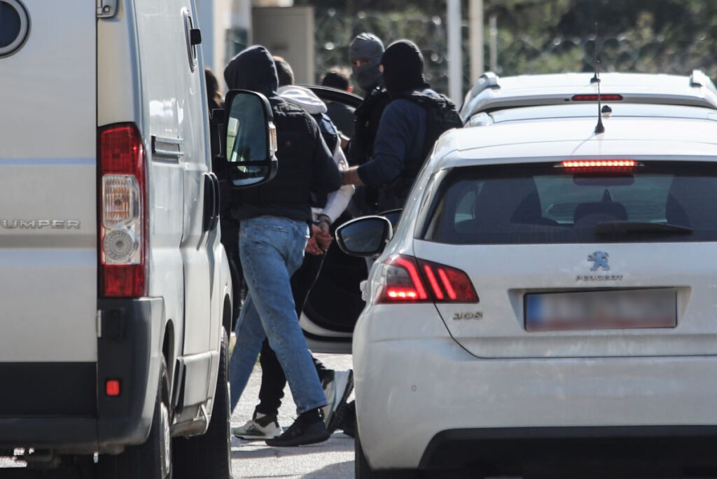 Greek Mafia: Δίωξη για 9 κακουργήματα στους εκτελεστές Σκαφτούρου, Ρουμπέτη και Μουζακίτη