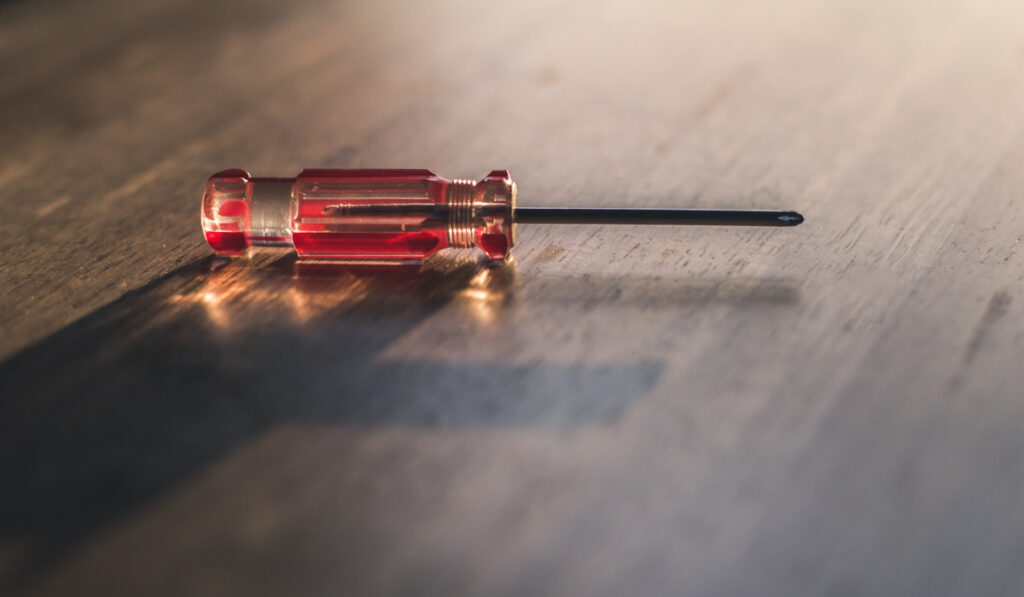 Αιγάλεω: 18χρονος επιτέθηκε με κατσαβίδι σε ανήλικο και τον έστειλε στο νοσοκομείο