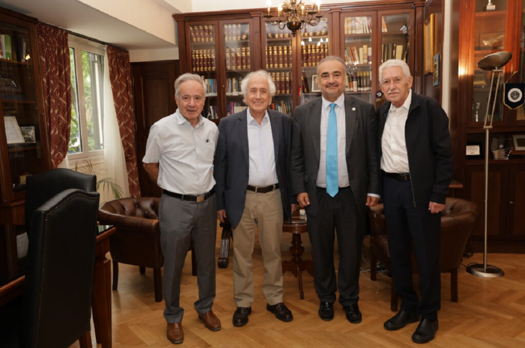 Βερβεσός και τρεις πρώην πρόεδροι του ΔΣΑ καταδικάζουν τις μεθοδεύσεις στην ΑΔΑΕ