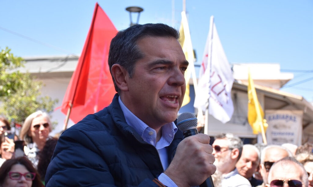Τσίπρας από τη Χίο: «Χαλαρή ψήφος σημαίνει Μητσοτάκης, ακρίβεια και ανισότητες»
