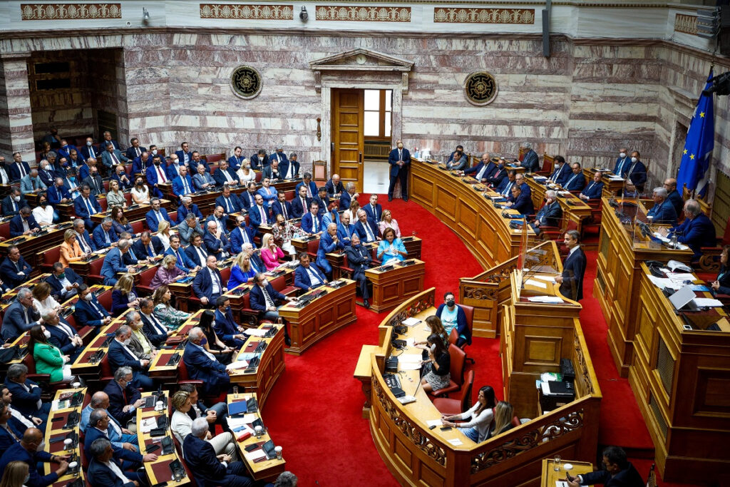Απουσίες με νόημα: Καραμανλή, Δένδια και Σαμαρά