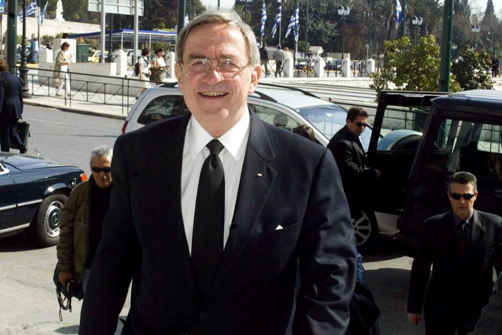 Η κηδεία του τέως Βασιλιά: Το τελετουργικό αποφασίζει η κυβέρνηση, τα σενάρια