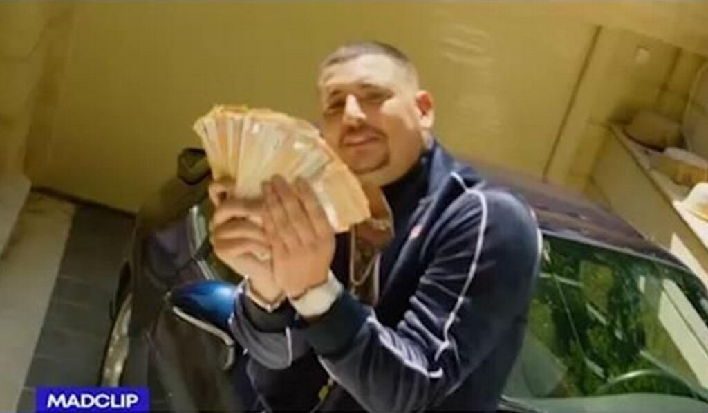 Mad Clip: «Μίλησε» η Porsche του τράπερ – Ο ρόλος των ελαστικών (Βίντεο)