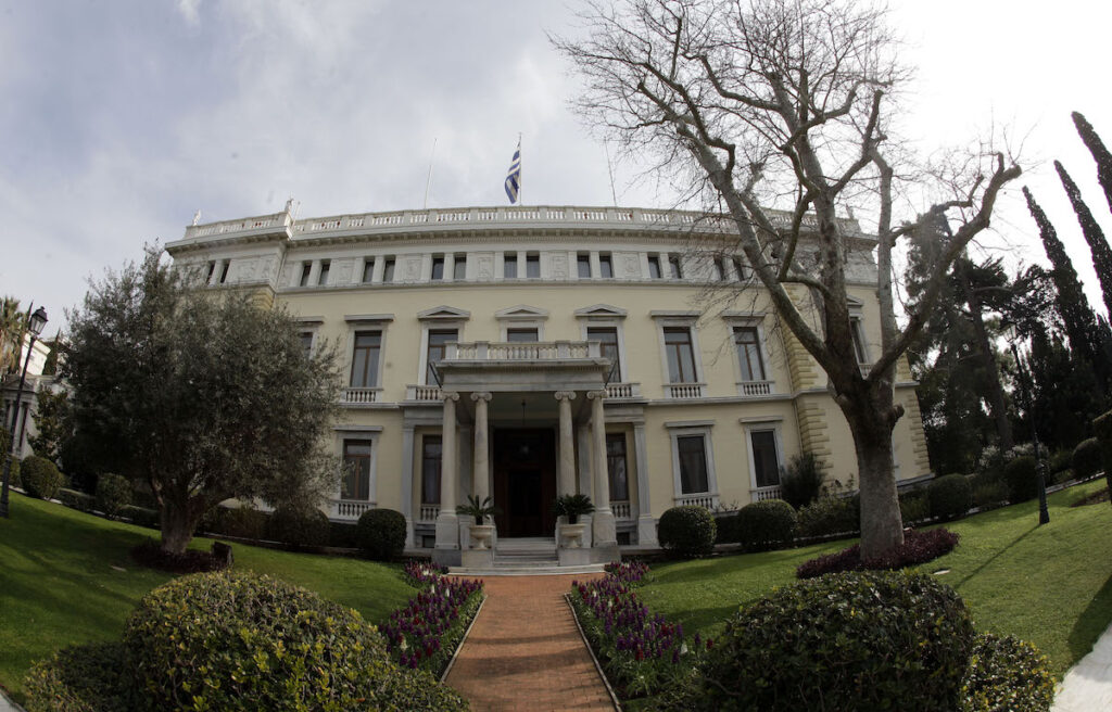 Φωτιά στη Ρόδο: Ματαιώνεται η αυριανή δεξίωση για την Αποκατάσταση της Δημοκρατίας